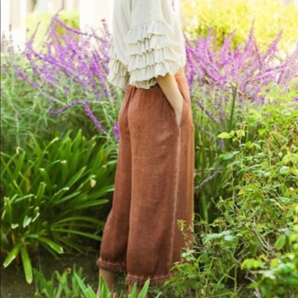 Umgee high waisted wide leg pants with fringe hems - Picture 2 of 7